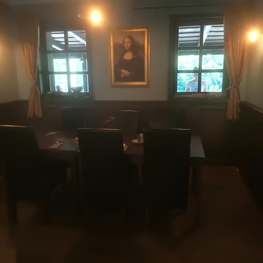 Penzion A Restauracia Hanisberg Krupina Екстериор снимка