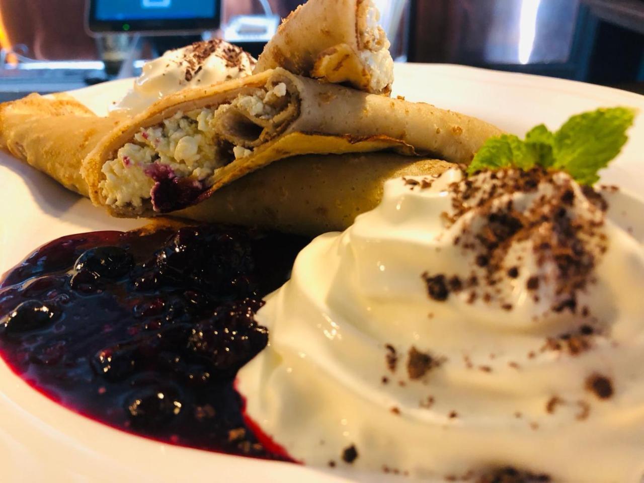 Penzion A Restauracia Hanisberg Krupina Екстериор снимка