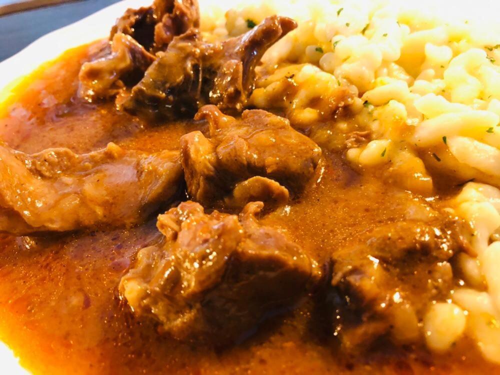 Penzion A Restauracia Hanisberg Krupina Екстериор снимка