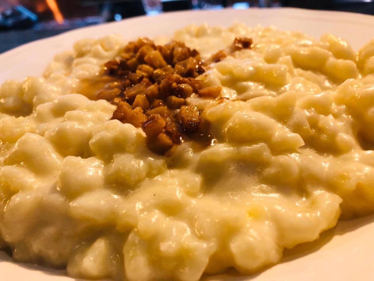 Penzion A Restauracia Hanisberg Krupina Екстериор снимка